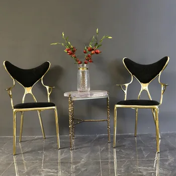 Italiano luz vivenda de luxo, sala de cobre puro cadeira de jantar pós-moderno e minimalista do designer de sexo oposto poltrona de lazer