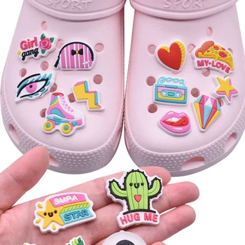 Venda quente 1pcs PVC Cacto Acessórios para Crocs Encantos Homens Emblema Mulheres Sandálias Fivela de Crianças Pinos de Sapatos Decoração Jeans X-mas Presente